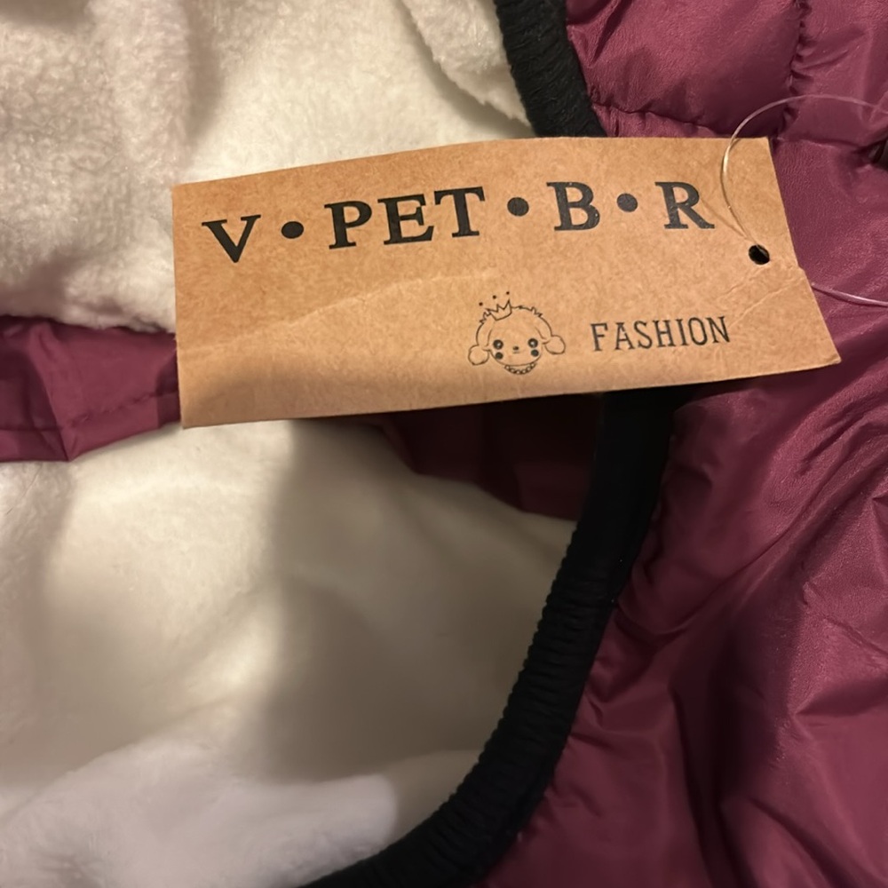 NWT dog jacket with adjustable harness attached - Picture 3 of 5